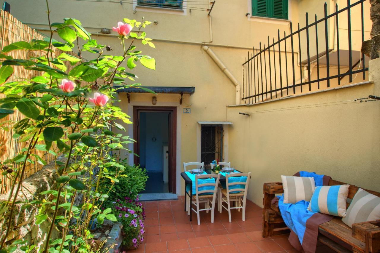 Vila Casa A 2 Passi Dal Mare Con Patio Privato Imperia Exteriér fotografie
